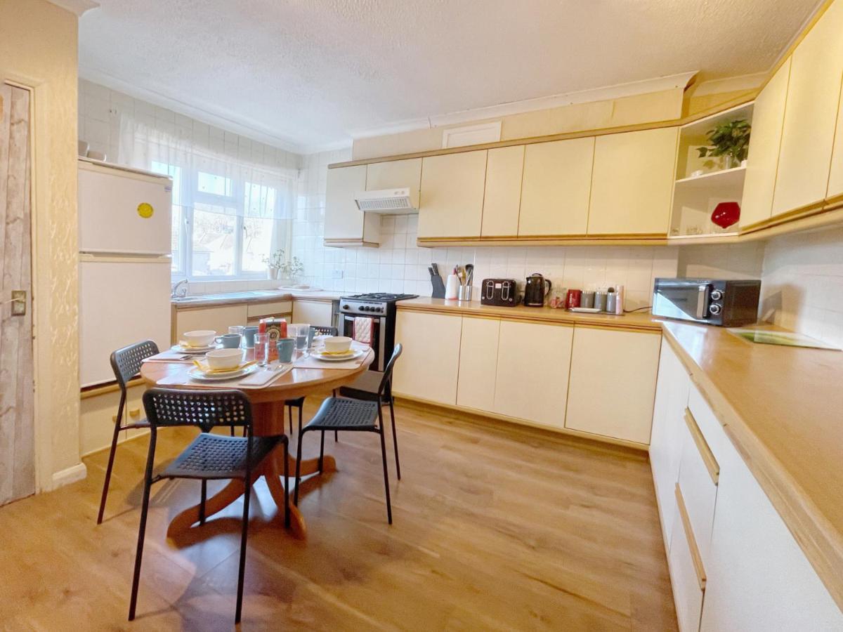 格雷夫森德3 Bed Duplex Flat, Free Wifi & Netflix, Ideal For Contractors公寓 外观 照片