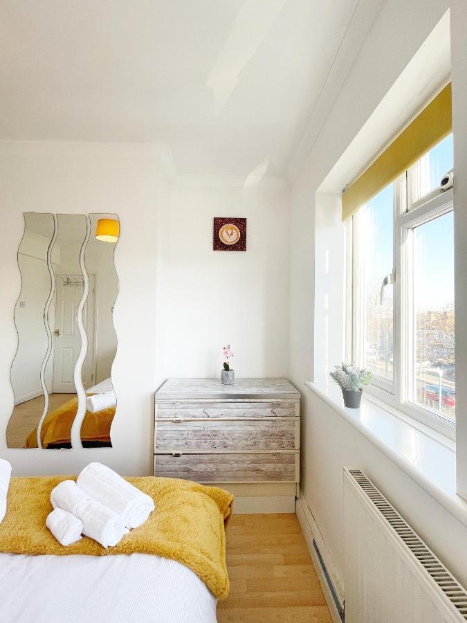 格雷夫森德3 Bed Duplex Flat, Free Wifi & Netflix, Ideal For Contractors公寓 外观 照片